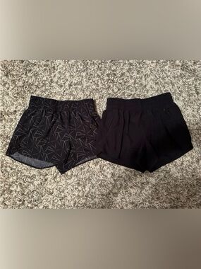 Xersion Black Athletic Shorts Duo - Solid & Geometric Print